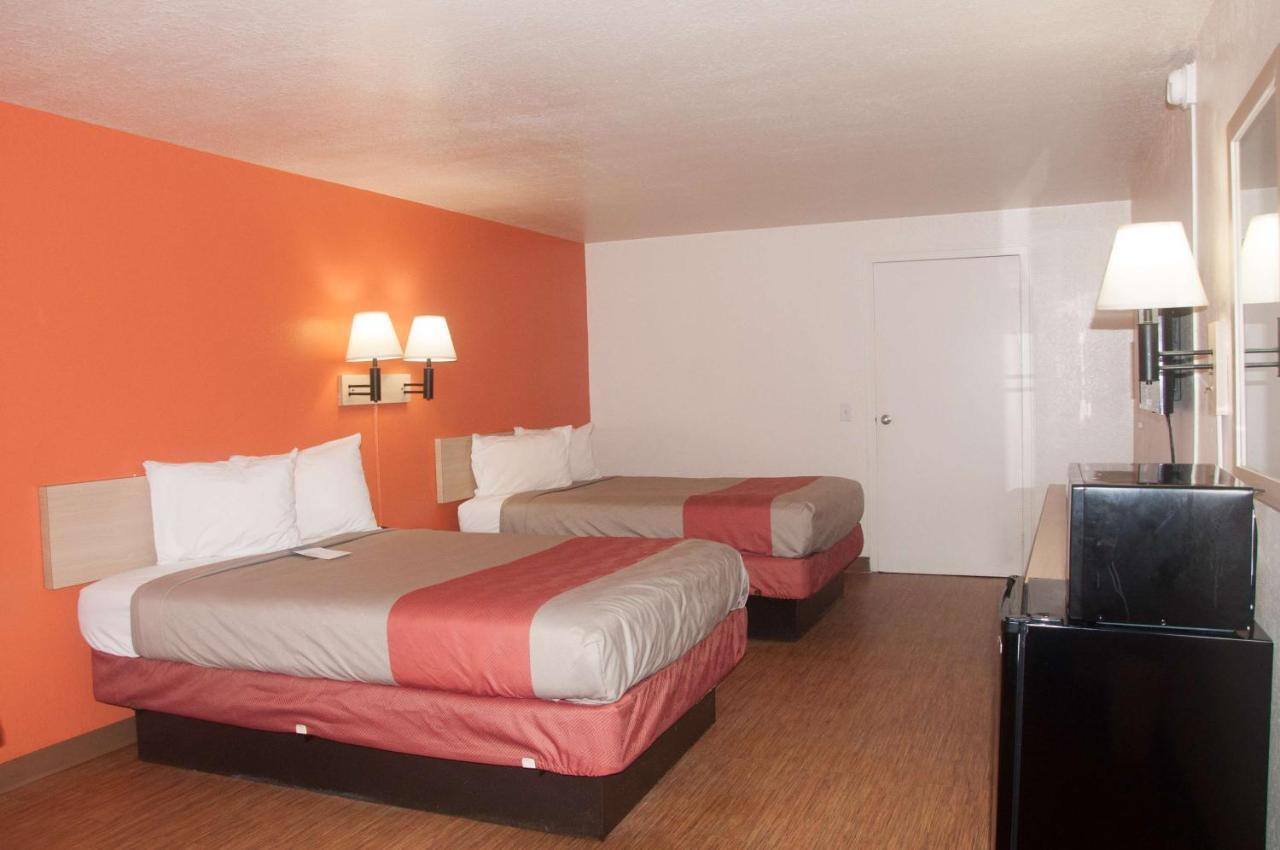 Motel 6-Raleigh, Nc - Cary Esterno foto